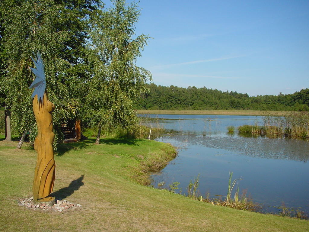 Bed and Breakfast Bobrowa Dolina Ryn  Exterior foto